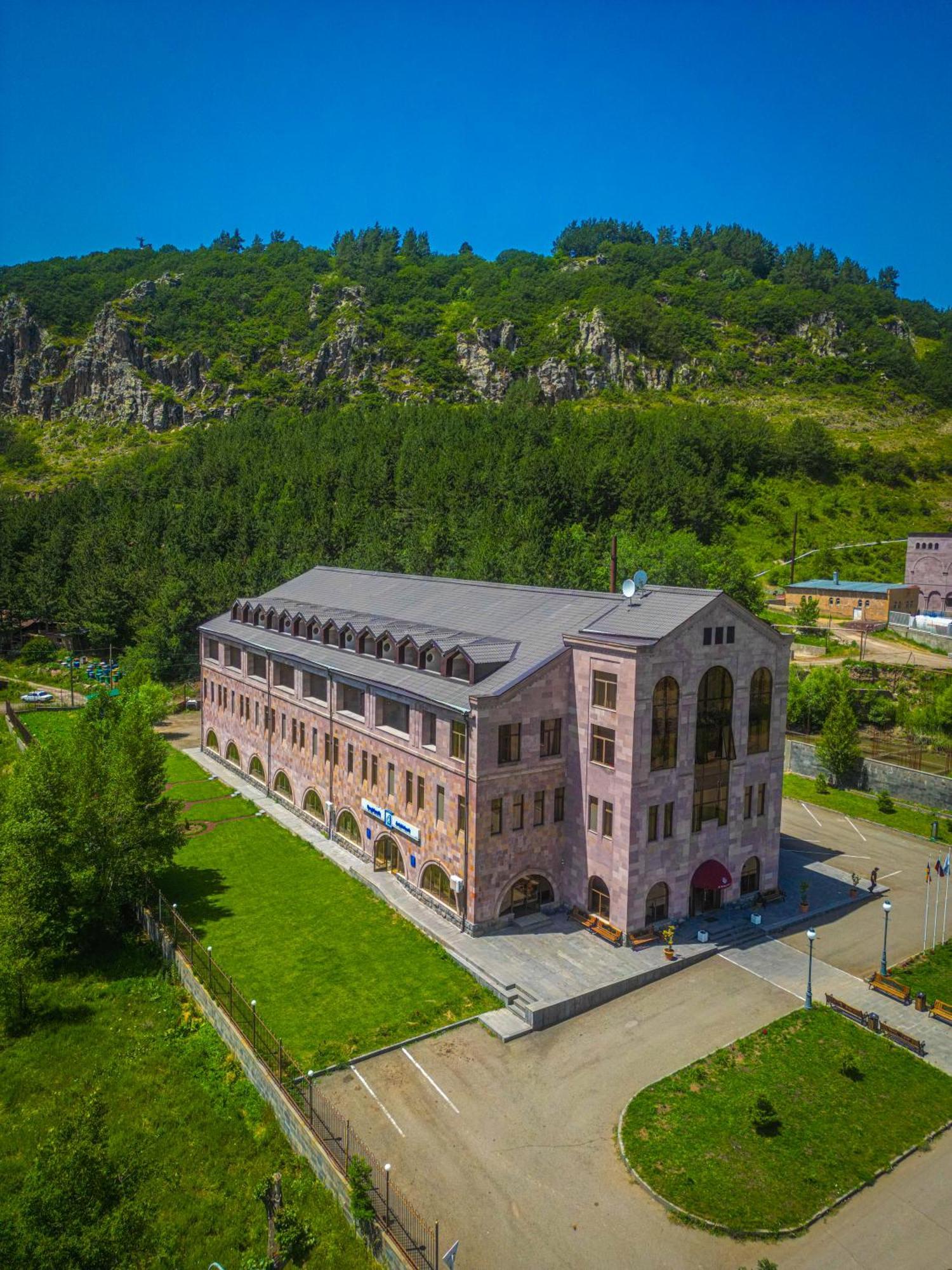 Armenia Hotel Jermuk Esterno foto
